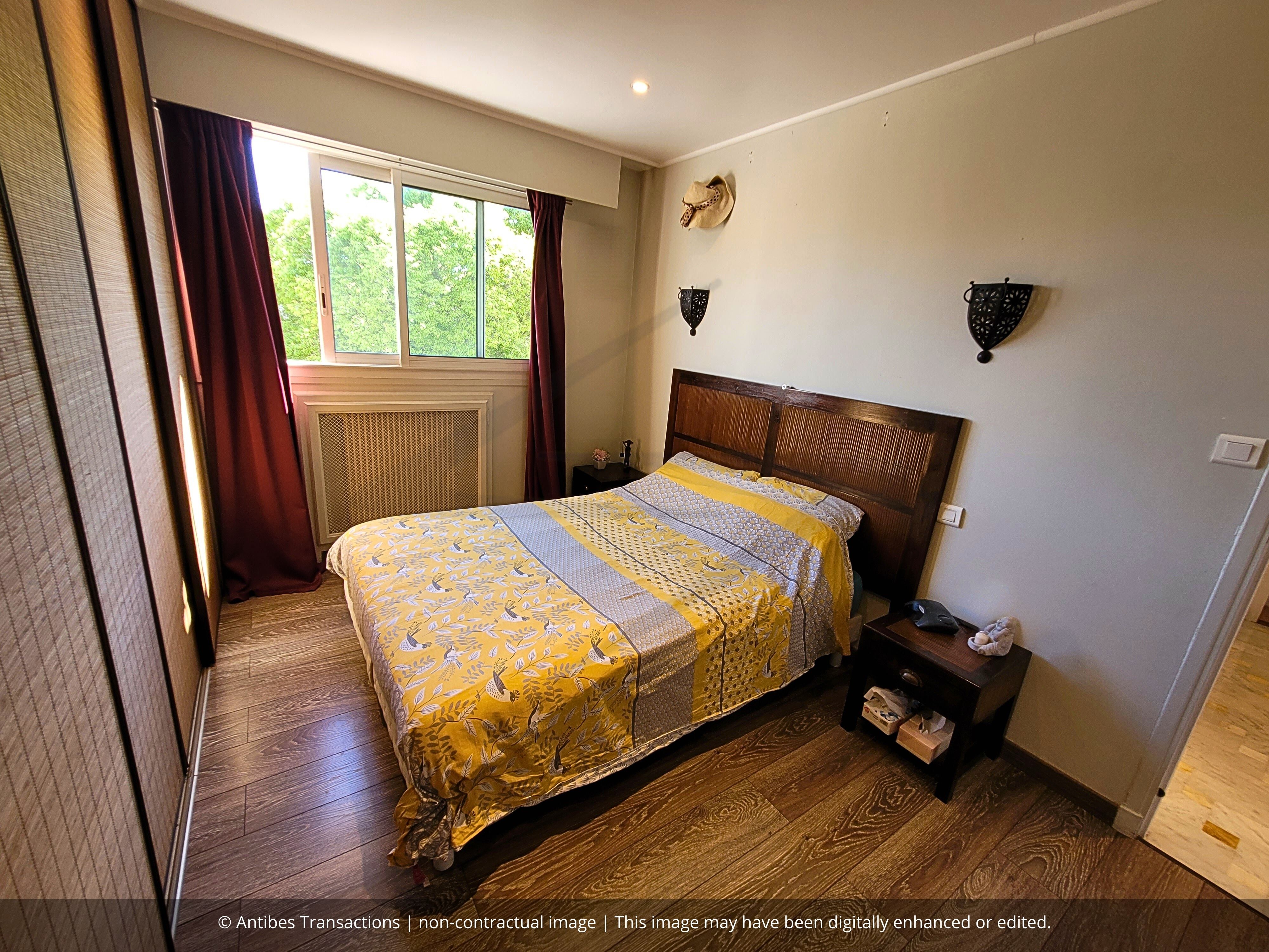 view of the bedroom 2