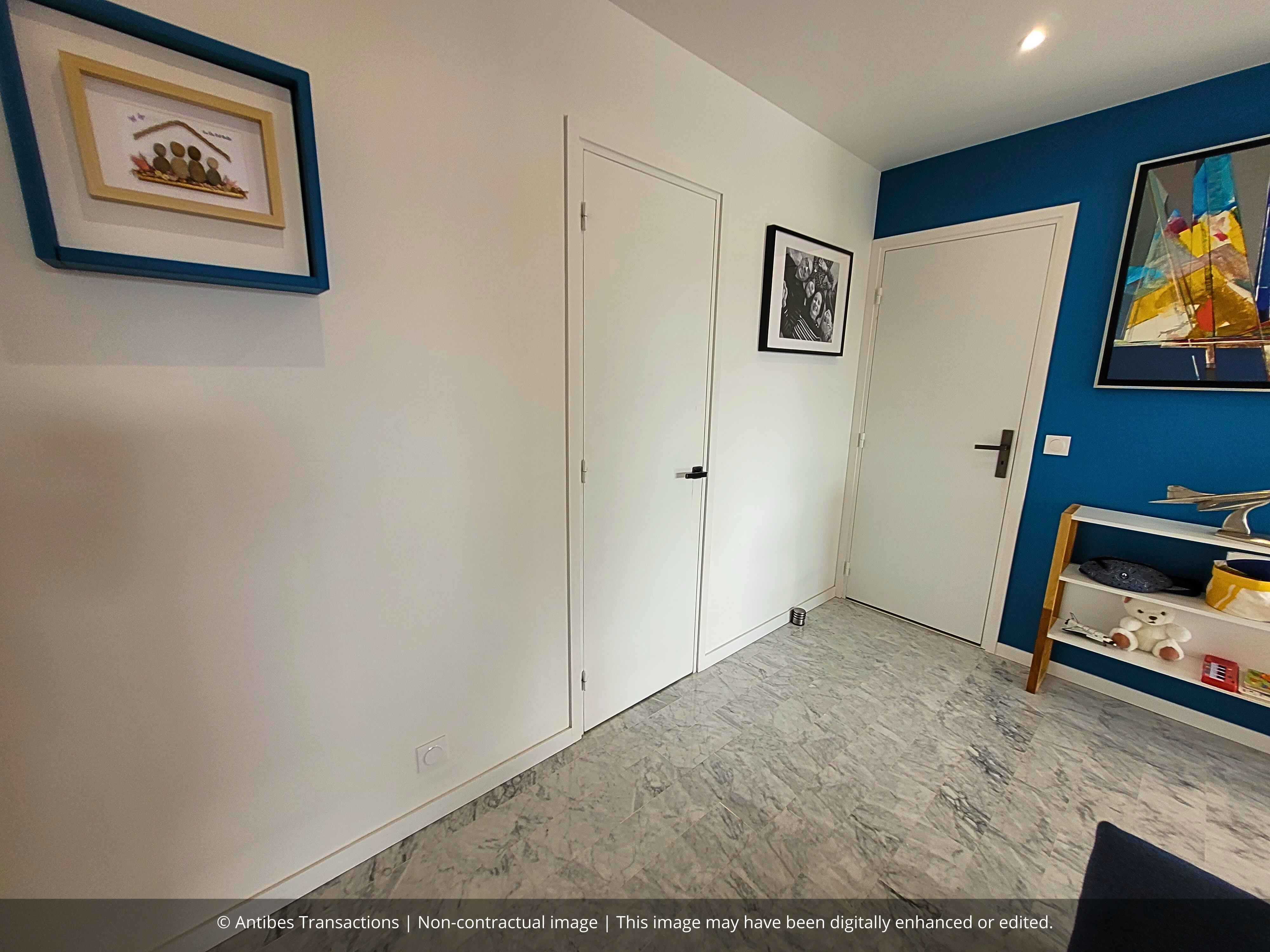 View of the apartment's entrance