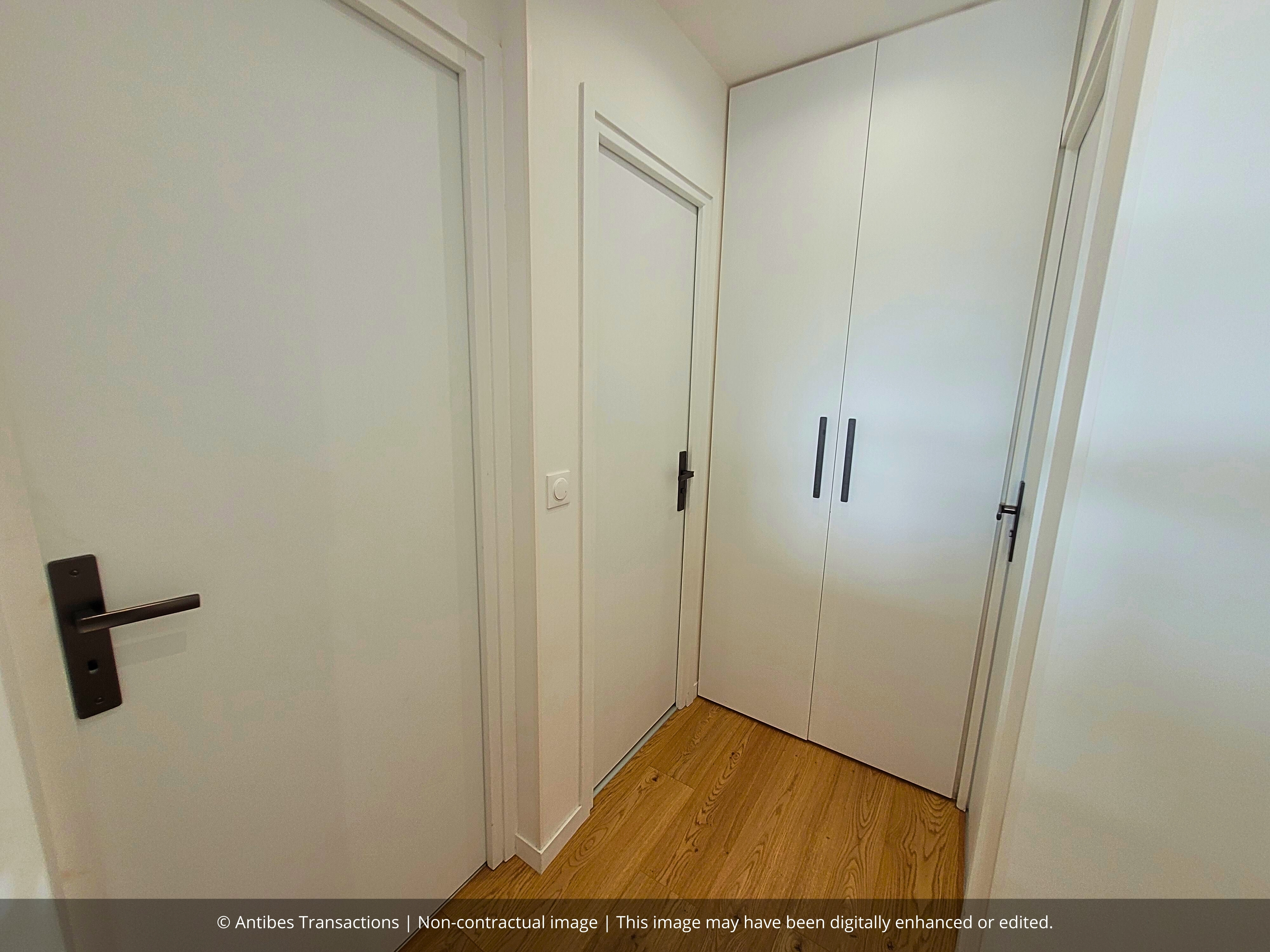 View of the apartment's corridor