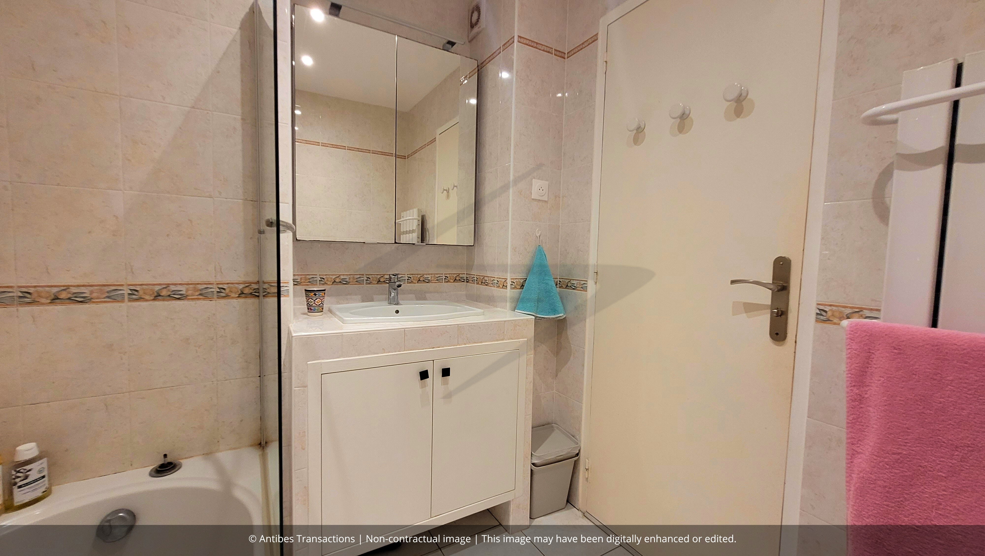 View of the bathroom