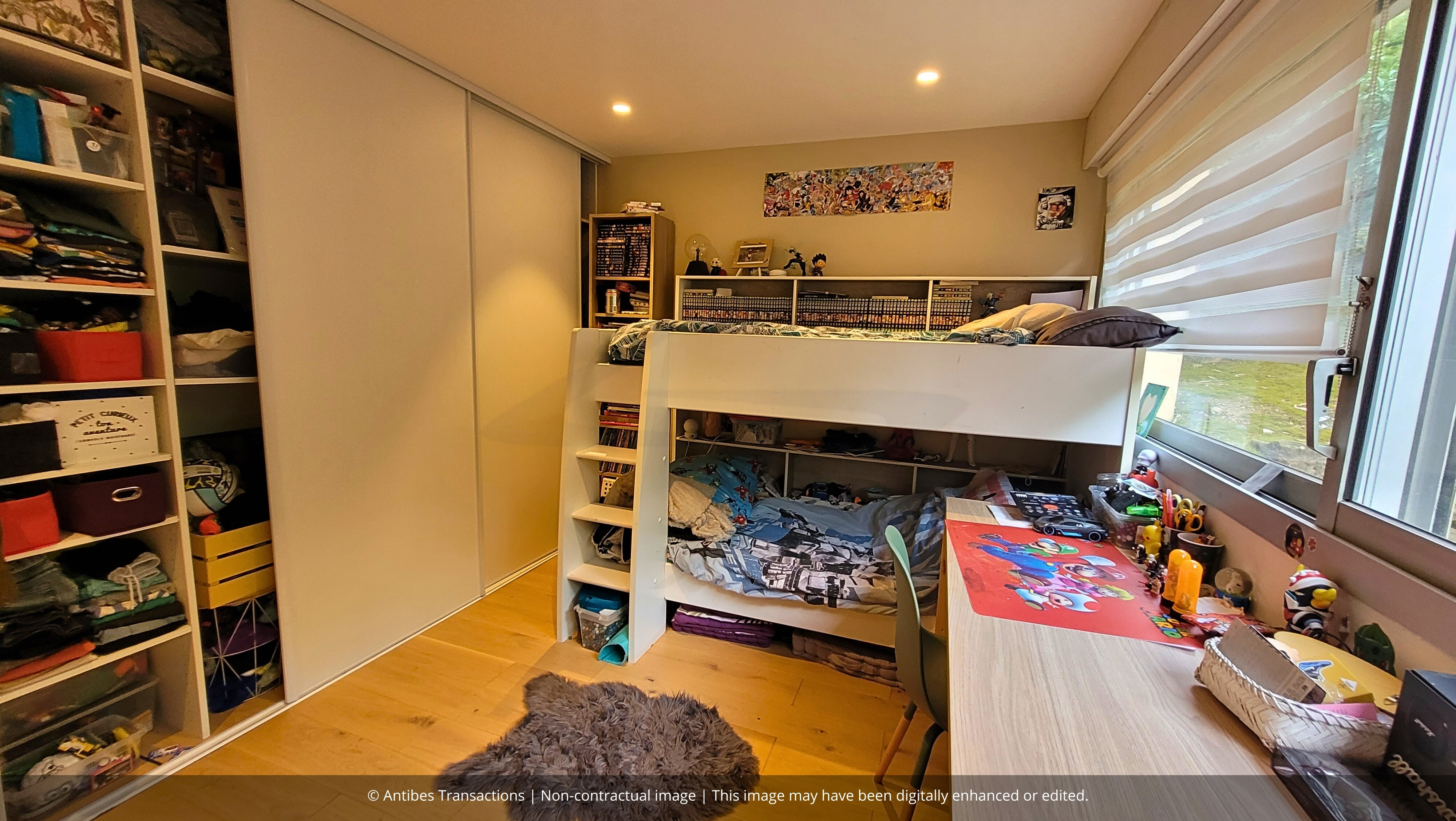 Bedroom of over 13 m²